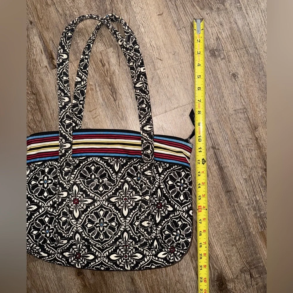 Vera Bradley • Barcelona Tote Bag